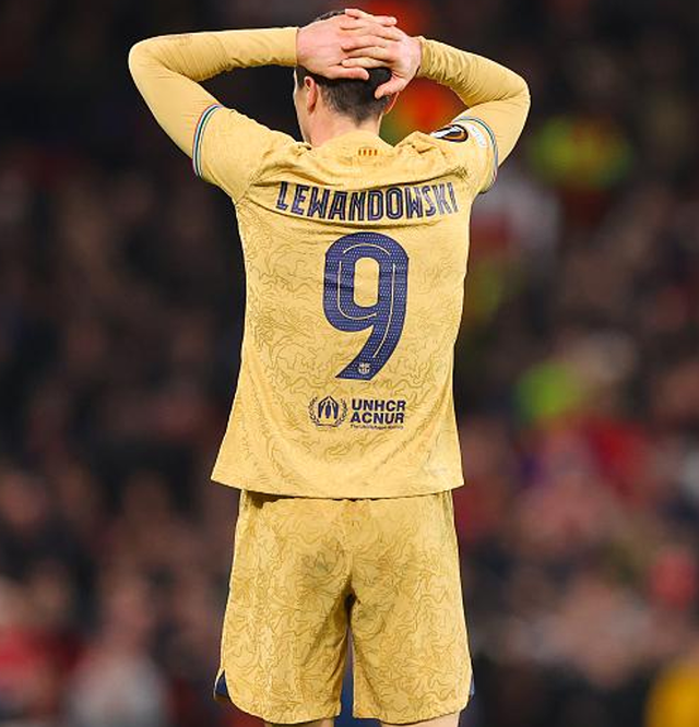 丹麦险胜马德里竞技，莱万制霸全场