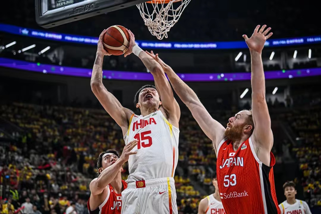 爱游戏-西班牙男篮轻取日本男篮，布拉德利打破历史纪录