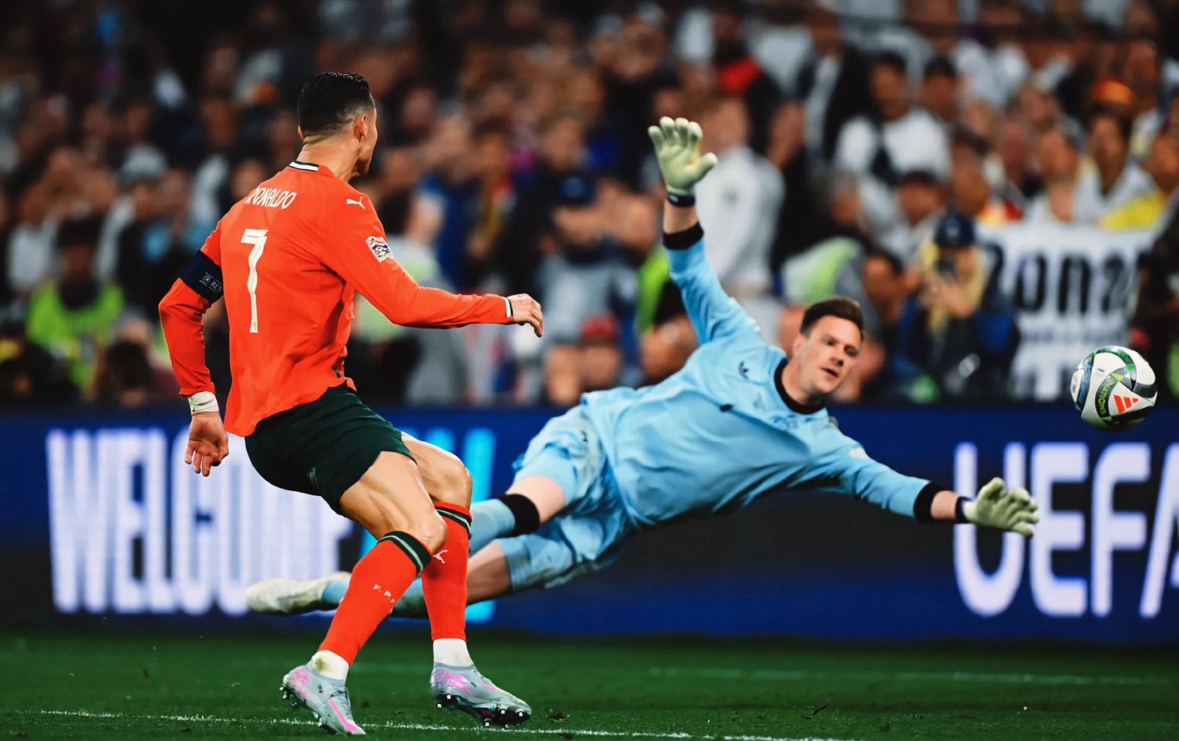 包含德国队绝杀葡萄牙队，张本智和刷新纪录的词条