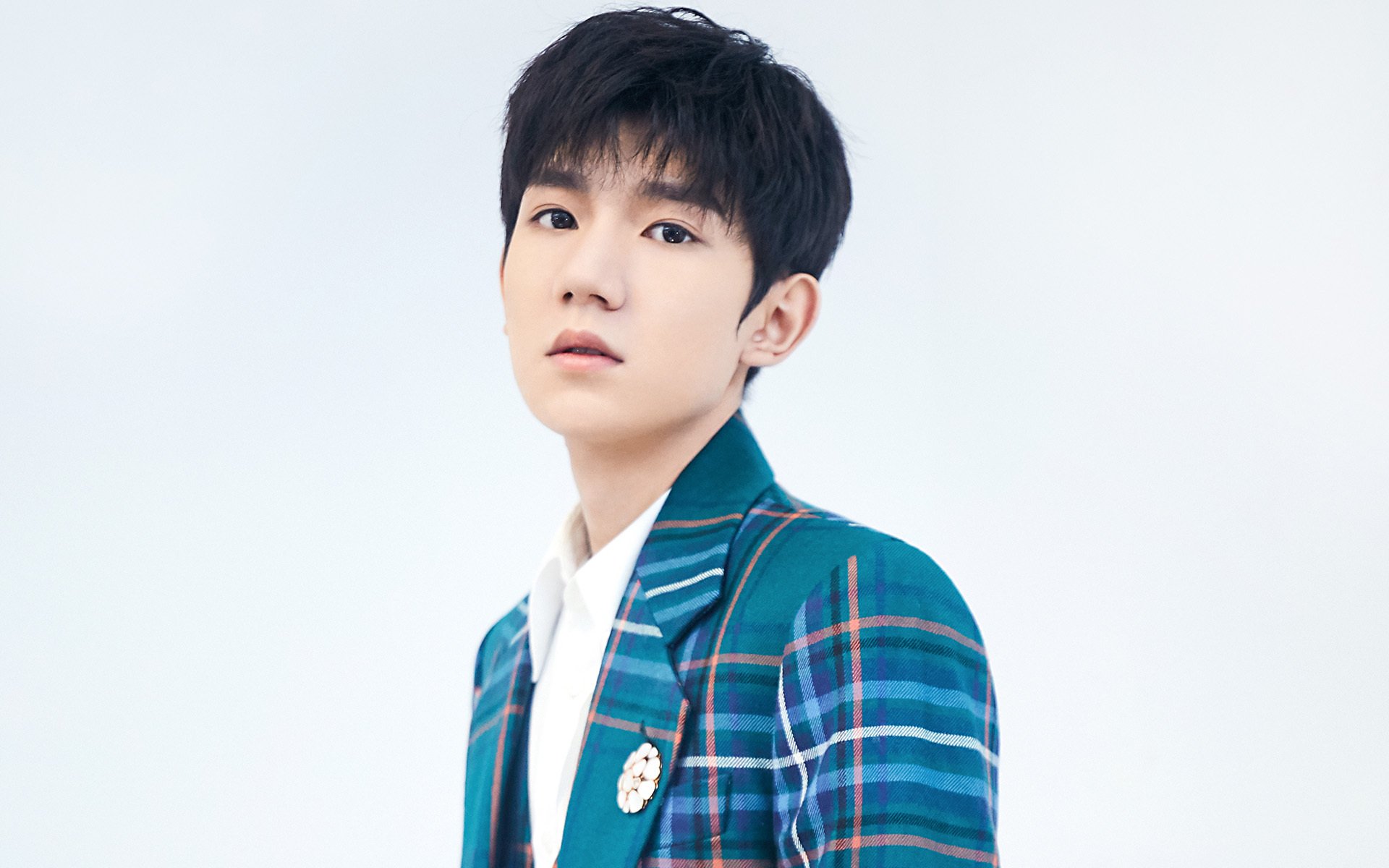 爱游戏-圣西罗温情夜，对阵突尼斯友谊赛，阿坎吉如何成为新红黑旗帜？