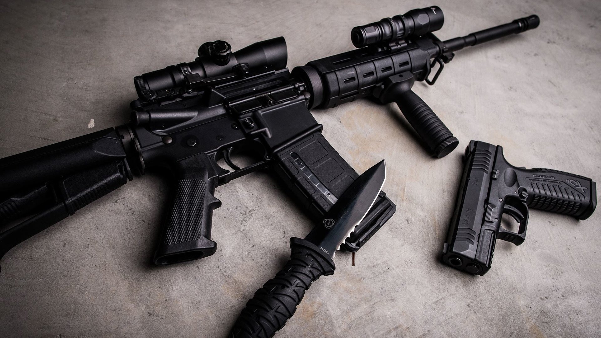 绿衫军团铁血战术全面压制，莱万绝杀一剑封喉成就关键先生