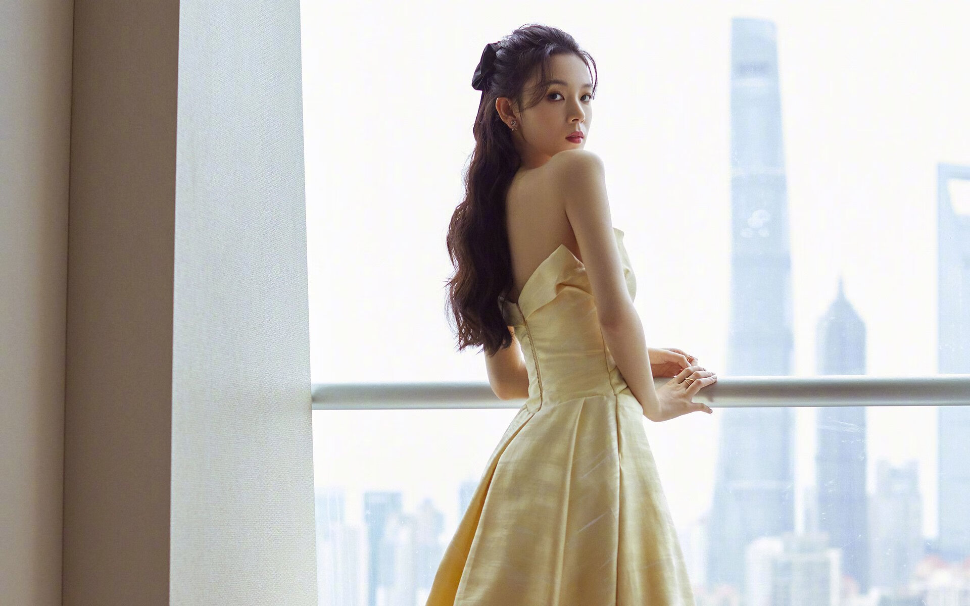 爱游戏娱乐-后防生命线，阿克的支点哲学与欧冠之夜的隐形统治