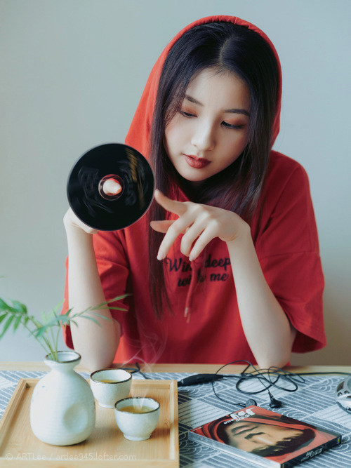 爱游戏体育-冰与火之歌，詹姆斯41分神迹难破广东铜墙铁壁